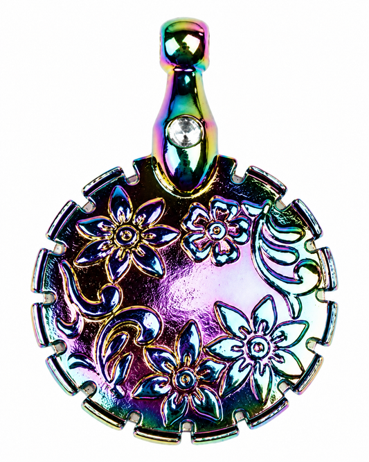 Vintage Thread Cutter Pendant